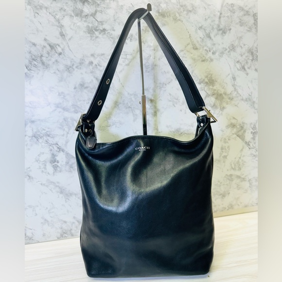 COACH  Black Leather Legacy Hobo Handbag #19889 - Picture 1 of 8